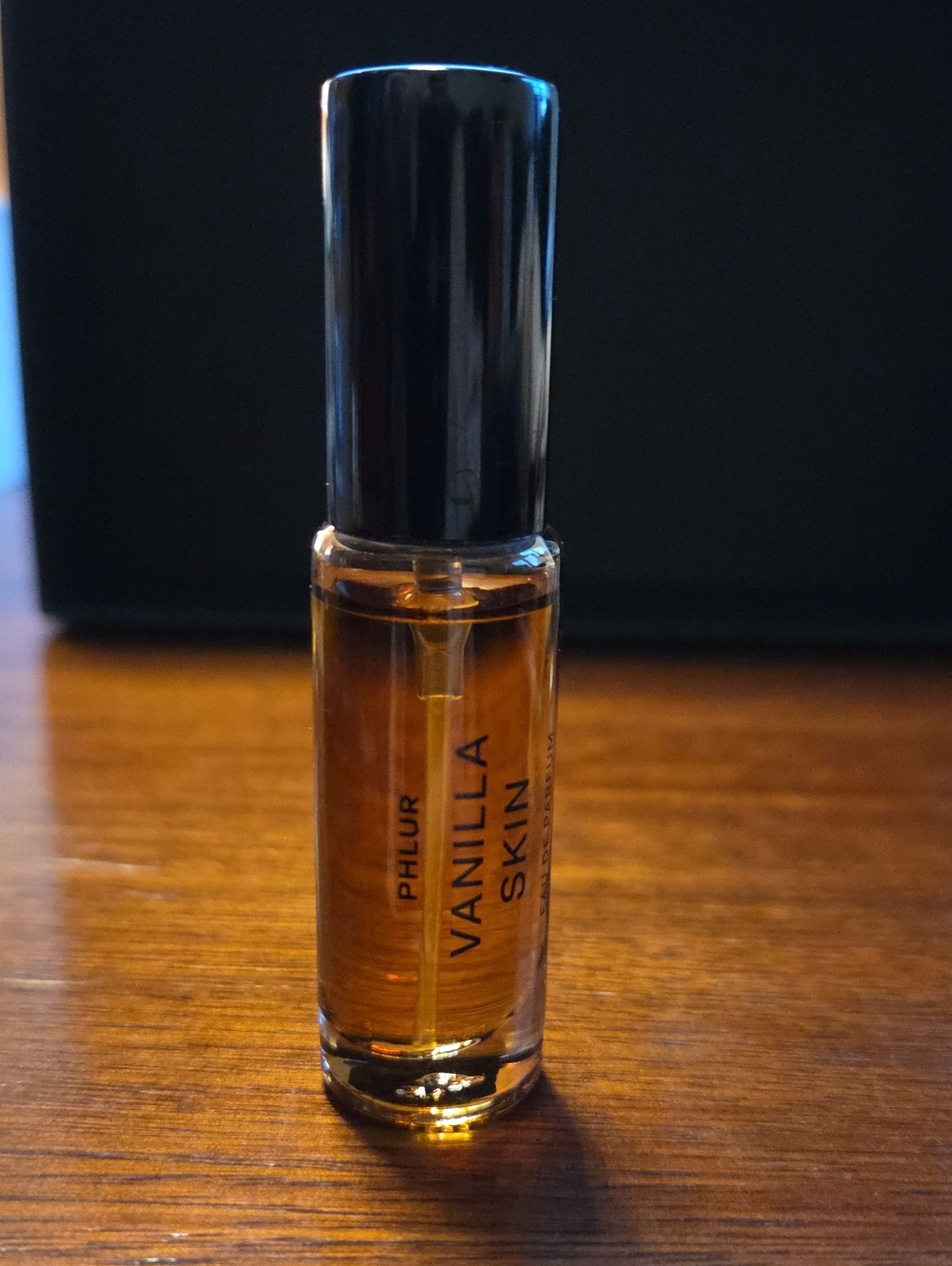 PHLUR VANILLA SKIN PURSE TRAVEL SIZE 5ml